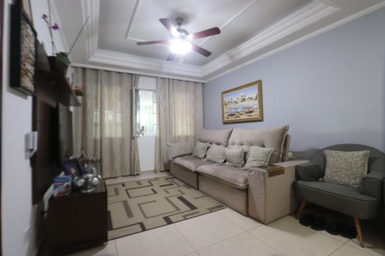 Sala de casa à venda com 3 quartos, 151m² em Vila Lucia, São Paulo