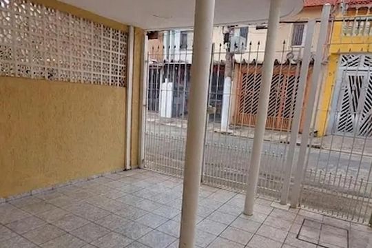 Garagem de casa à venda com 2 quartos, 99m² em Vila Constança, São Paulo