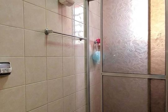 Banheiro de casa à venda com 2 quartos, 99m² em Vila Constança, São Paulo