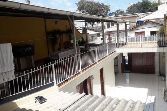 Área externa de casa para alugar com 2 quartos, 70m² em Vila Trabalhista, Guarulhos