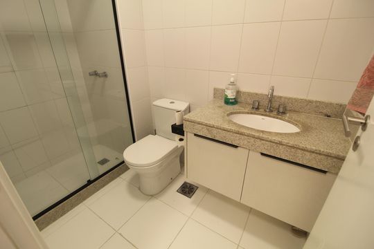 Banheiro Social de apartamento à venda com 2 quartos, 86m² em Recreio dos Bandeirantes, Rio de Janeiro
