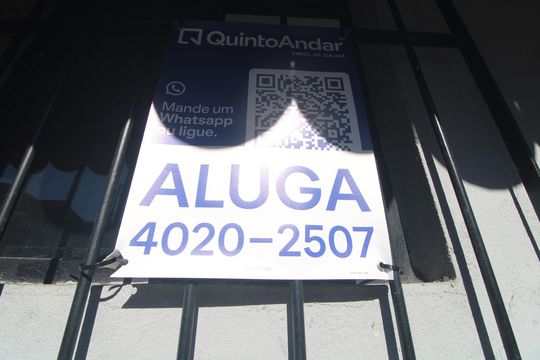 Placa de casa para alugar com 1 quarto, 30m² em Praça Joaniza, São Paulo