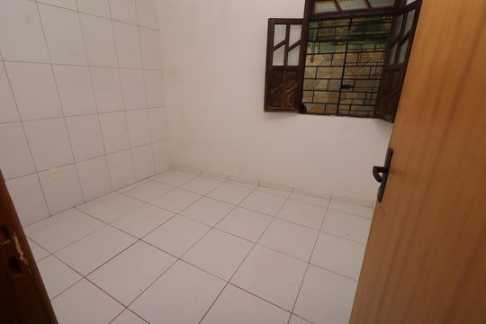 Quarto de casa para alugar com 1 quarto, 60m² em Cabula Vi, Salvador