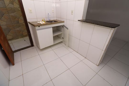 Cozinha de casa para alugar com 1 quarto, 60m² em Cabula Vi, Salvador