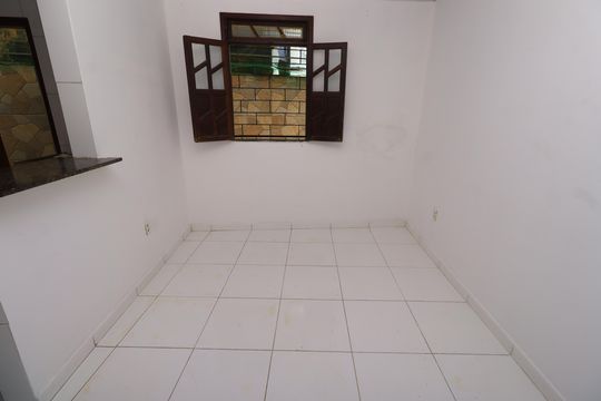 Sala de casa para alugar com 1 quarto, 60m² em Cabula Vi, Salvador