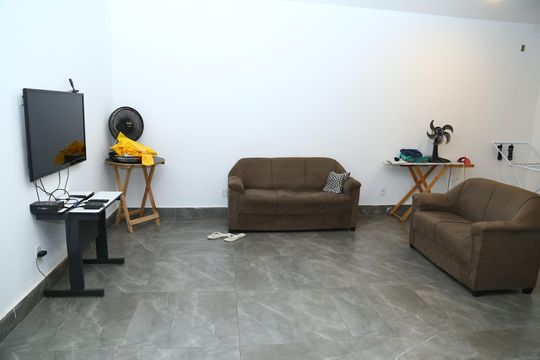 Casa à venda com 5 quartos, 210m² em Vila Jardim Vitoria, Goiânia