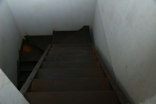 Escada   de casa à venda com 5 quartos, 210m² em Vila Jardim Vitoria, Goiânia