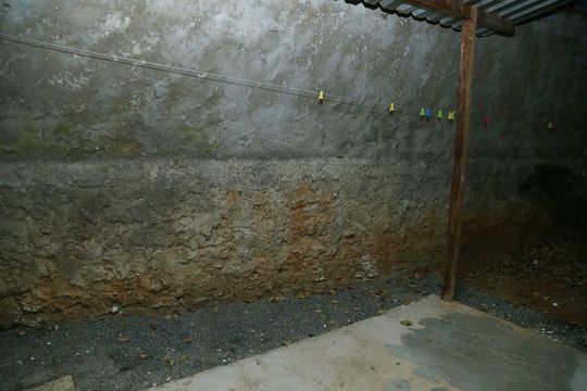 Quintal de casa à venda com 5 quartos, 210m² em Vila Jardim Vitoria, Goiânia