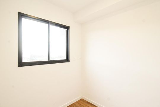 Quarto 1 de apartamento para alugar com 2 quartos, 42m² em Vila Santa Edwiges, São Paulo