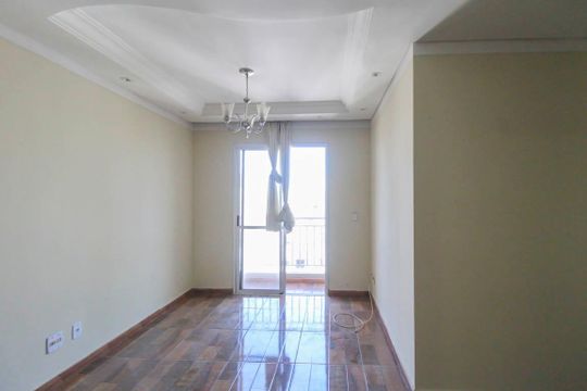 Apartamento para alugar com 3 quartos, 70m² em Vila Antonieta, São Paulo