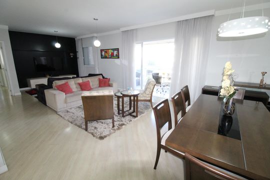Apartamento para alugar com 3 quartos, 150m² em Vila Ema, São José dos Campos