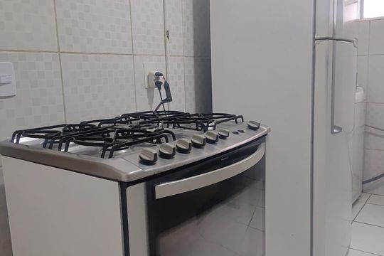 Cozinha de apartamento à venda com 2 quartos, 57m² em Parque Residencial Vila União, Campinas