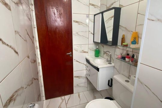 Banheiro de apartamento à venda com 2 quartos, 57m² em Parque Residencial Vila União, Campinas