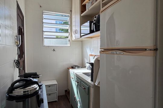 Cozinha de kitnet/studio para alugar com 1 quarto, 32m² em Aparecida, Santos