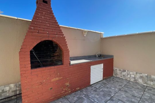 Área comum de casa de condomínio para alugar com 3 quartos, 95m² em Freguesia (ilha do Governador), Rio de Janeiro