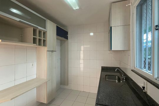 Cozinha de casa de condomínio para alugar com 3 quartos, 95m² em Freguesia (ilha do Governador), Rio de Janeiro