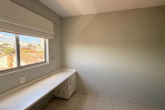 Quarto 1 de apartamento para alugar com 2 quartos, 72m² em Parque Amazonia, Goiânia
