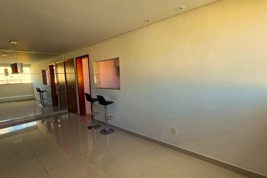 Sala de apartamento à venda com 2 quartos, 50m² em Fernão Dias, Belo Horizonte