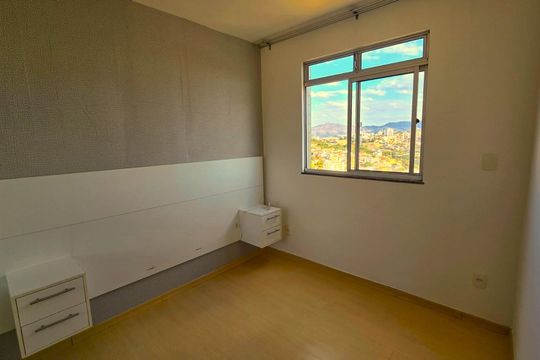 Quarto de apartamento à venda com 2 quartos, 50m² em Fernão Dias, Belo Horizonte