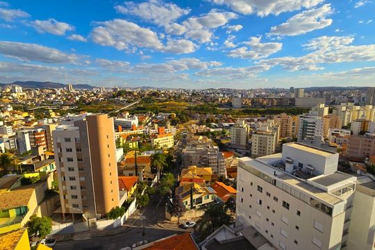 Vista de apartamento à venda com 2 quartos, 50m² em Fernão Dias, Belo Horizonte