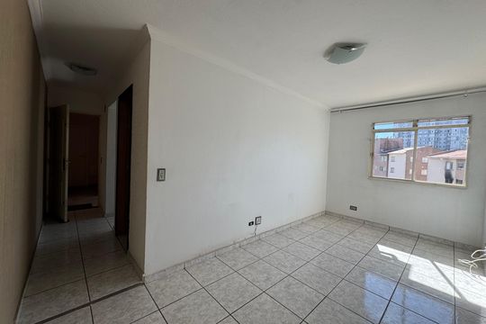 Sala de apartamento para alugar com 2 quartos, 50m² em São Pedro, Osasco