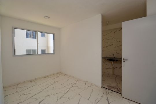 Sala de apartamento para alugar com 2 quartos, 40m² em Nova Brasília, Salvador