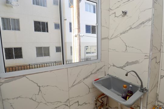 Área de Serviço de apartamento para alugar com 2 quartos, 40m² em Nova Brasília, Salvador