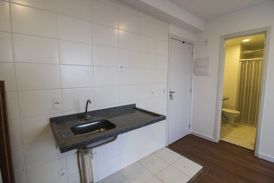 Cozinha de apartamento para alugar com 2 quartos, 34m² em Butantã, São Paulo