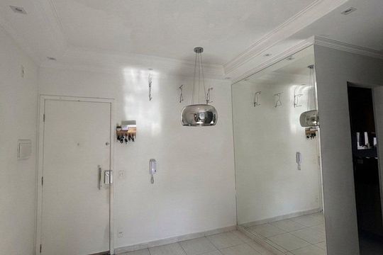 Apartamento para alugar com 2 quartos, 45m² em Jardim Central, Cotia