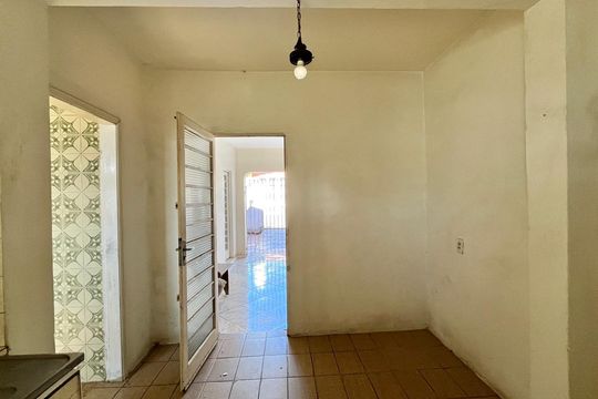 Cozinha de casa para alugar com 2 quartos, 300m² em Jardim Nova Europa, Campinas
