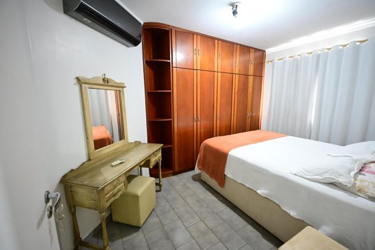 Apartamento à venda com 2 quartos, 56m² em Setor Bueno, Goiânia