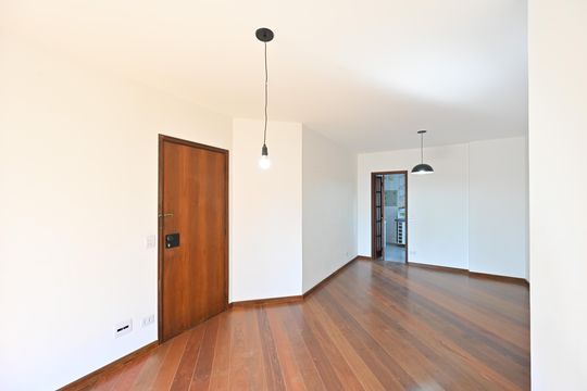 Sala de apartamento à venda com 2 quartos, 82m² em Vila Clementino, São Paulo
