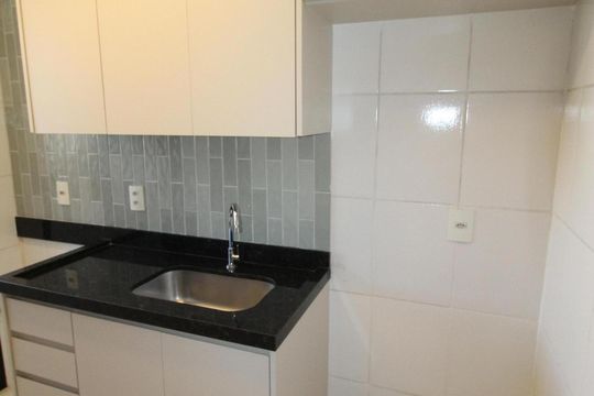Cozinha de apartamento para alugar com 2 quartos, 58m² em Vila Rossi, São José dos Campos