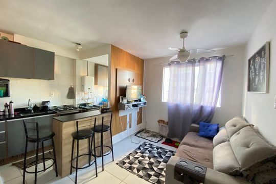 Apartamento à venda com 2 quartos, 40m² em Del Castilho, Rio de Janeiro