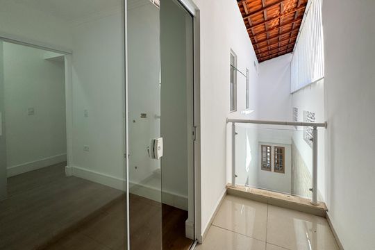 Sacada - Quarto 3 de casa à venda com 3 quartos, 160m² em Baeta Neves, São Bernardo do Campo