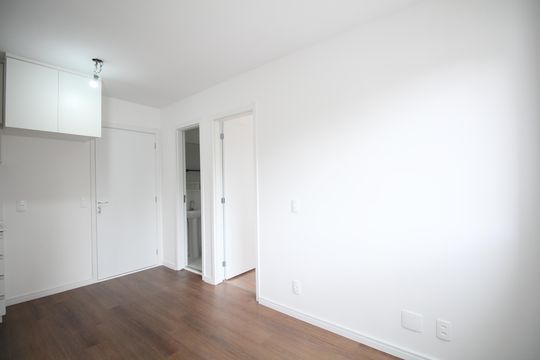 Sala de apartamento para alugar com 2 quartos, 34m² em Vila Prel, São Paulo