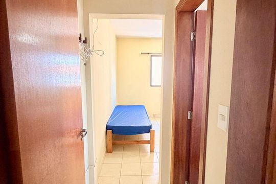 Corredor de apartamento para alugar com 2 quartos, 57m² em Guilhermina, Praia Grande