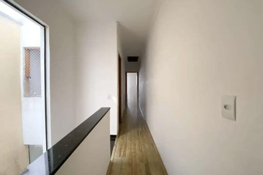 Corredor de casa à venda com 3 quartos, 120m² em Jardim Taquari, São Paulo