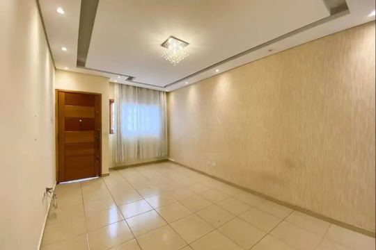 Sala de casa à venda com 3 quartos, 120m² em Jardim Taquari, São Paulo