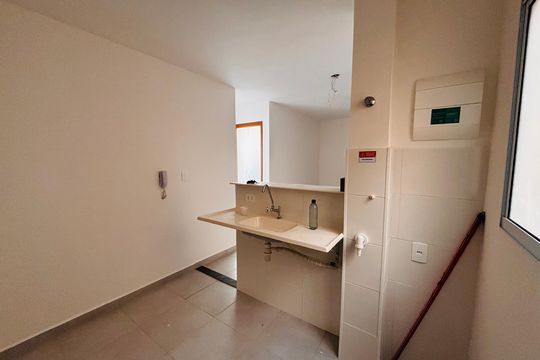 Cozinha/Área de serviço de apartamento à venda com 2 quartos, 49m² em Chácara Estela, Barueri