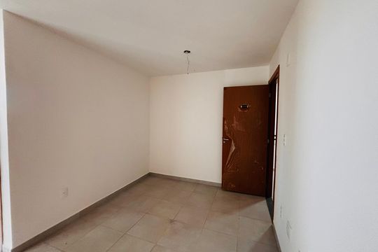 Sala de apartamento à venda com 2 quartos, 49m² em Chácara Estela, Barueri