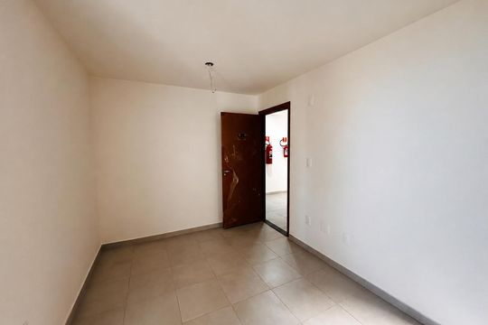 Sala  de apartamento à venda com 2 quartos, 49m² em Chácara Estela, Barueri
