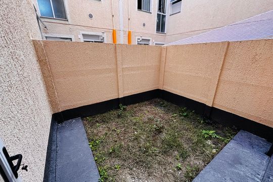 Quintal de apartamento à venda com 2 quartos, 49m² em Chácara Estela, Barueri