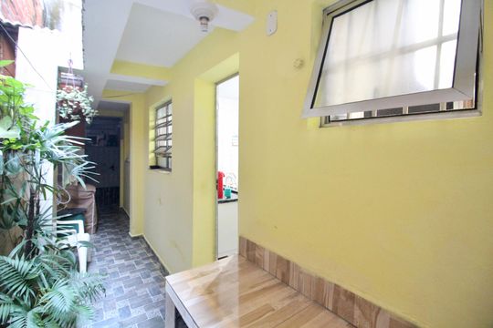 Corredor de casa à venda com 8 quartos, 500m² em Jardim Santa Maria, São Paulo