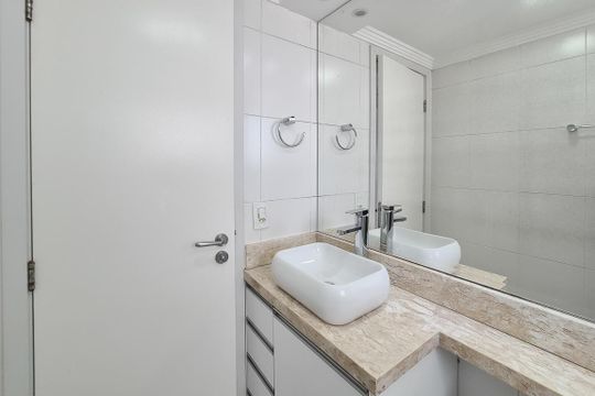 Banheiro Social de apartamento para alugar com 3 quartos, 65m² em Jardim Independencia, São Bernardo do Campo