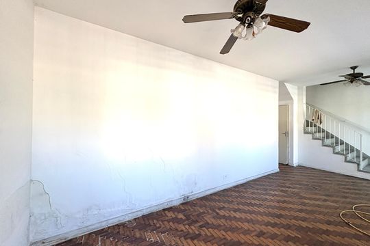 Sala de casa à venda com 4 quartos, 130m² em Parque Sao Luis, São Paulo
