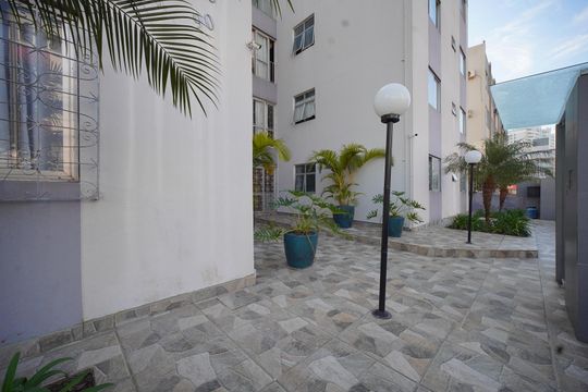 Área externa de apartamento para alugar com 1 quarto, 50m² em Kobrasol, São José