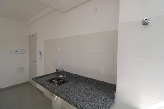 Cozinha de apartamento à venda com 2 quartos, 40m² em Vila Alpina, São Paulo