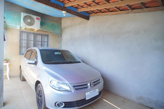 Garagem de casa para alugar com 3 quartos, 120m² em Santos Dumont, São Leopoldo