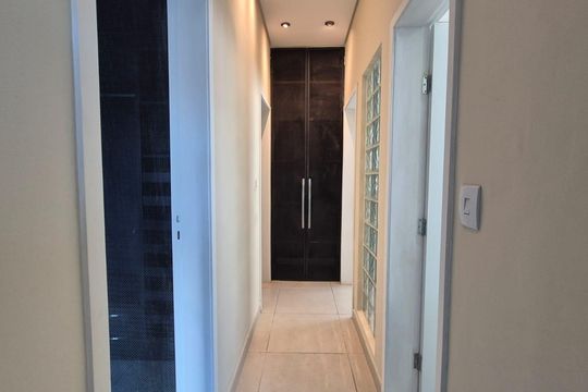 Corredor de apartamento para alugar com 3 quartos, 140m² em Santo Agostinho, Belo Horizonte